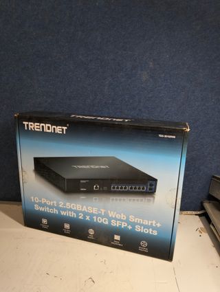 Switch TRENDnet TEG-30102WS 10 puertos 2.5G + 10G SFP+