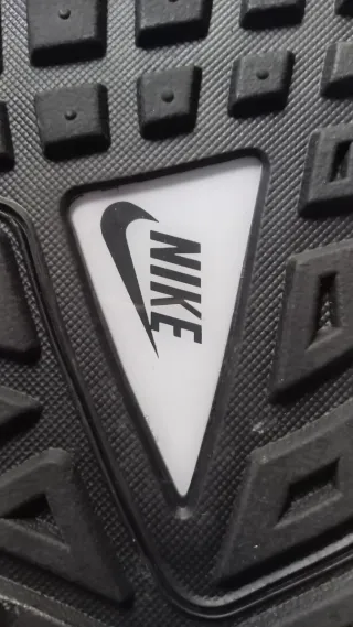 Nike Air Max Command Cuero Talla 43