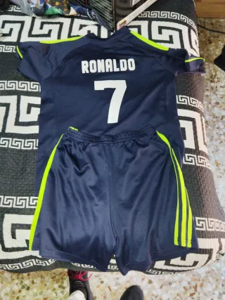 Conjunto Adidas Chandal Real Madrid Azul y Verde