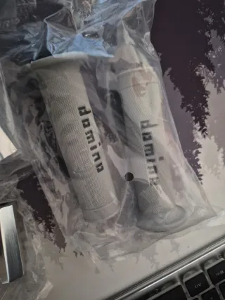 Alzas manillar y puños Domino rises