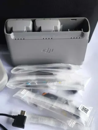 DJI Mini 2 Fly More Combo Drone