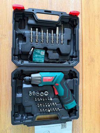 Atornillador Eléctrico Hychika con Accesorios