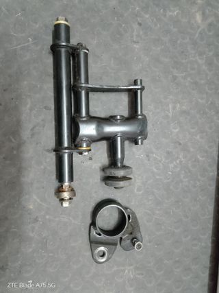 supporto motore piaggio vespa sprint 125 2016 2020