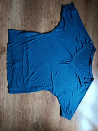 Camiseta manga murciélago