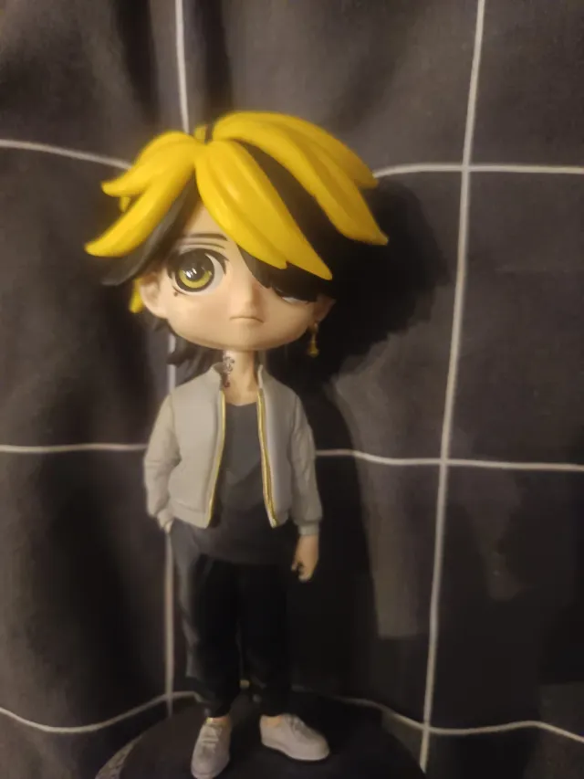 Figura Kazutora Qposket Tokyo Revengers