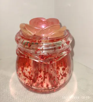 Vasetto contenitore in resina rosa