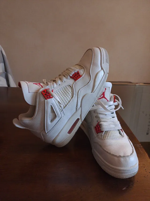 Scarpe Jordan 4 Bianche Rosse