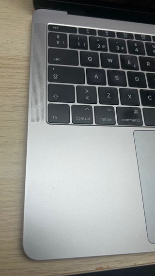 MacBook Pro 13 2016 Intel Core i5 256GB 8 GB