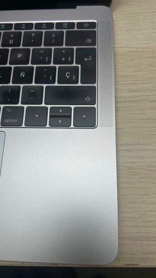 MacBook Pro 13 2016 Intel Core i5 256GB 8 GB