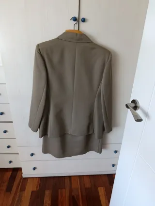 Traje Lloyds Chaqueta y Falda Marrón