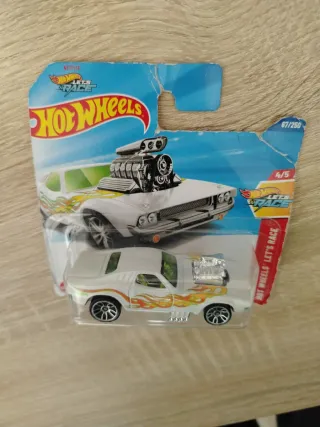 Hot Wheels Rodger Dodger