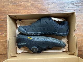 Zapatos mujer Merrel vapor glove 6 boa.