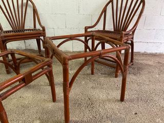 Conjunto ratán: 2 sillas y 2 mesas