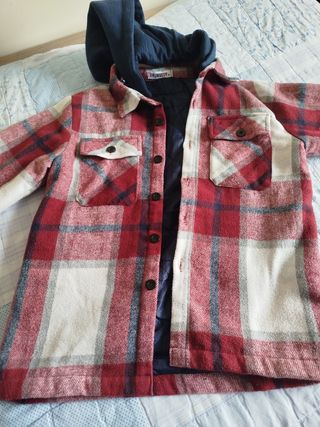 Sobrecamisa acolchada niño talla 12 años.