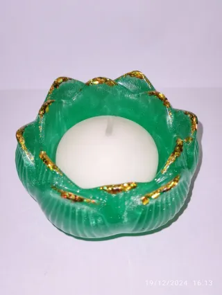 Porta candela in resina verde con glitter