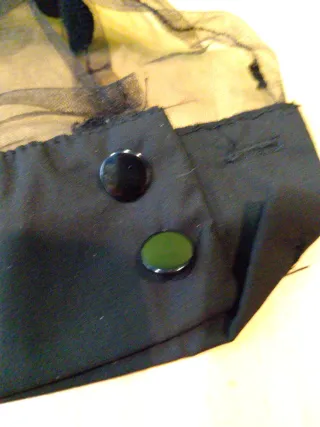 Blusa transparente de lunares