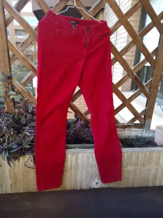 Pantalón pitillo Mango rojo mujer