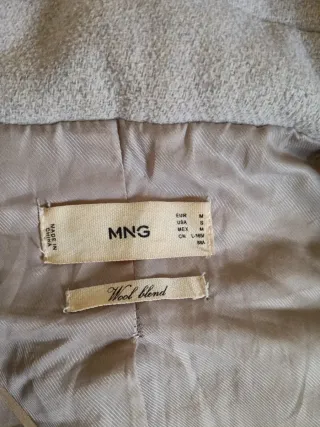 Abrigo paño beige con capucha