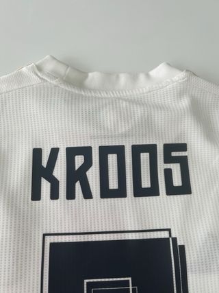 Camiseta original Real Madrid 2015 2016 Kroos 8