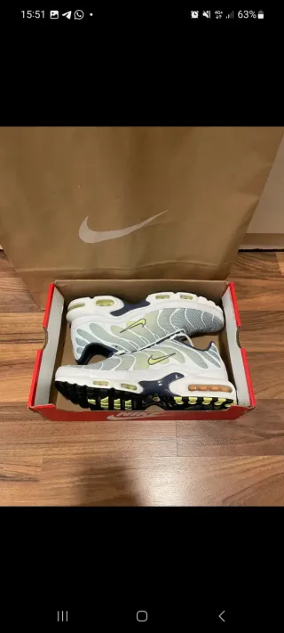 Nike Air Max Plus TN Verde Blanco