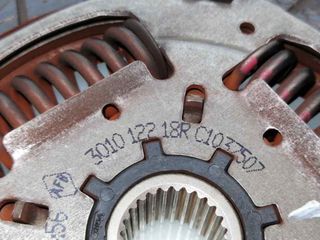 KIT EMBRAGUE RENAULT CLIO IV (2)