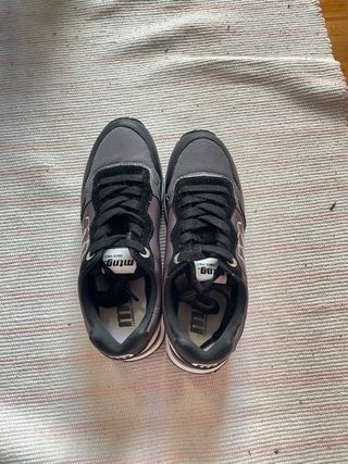 Zapatillas Mustang Mujer Negras y Rosas