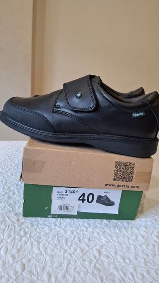 Zapatilla Gorila Niño Colegial Talla 40 Negra