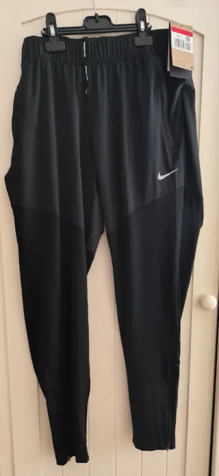 Pantalón Nike Negro