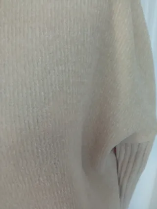 Jersey oversize crema, talla M aterciopelado