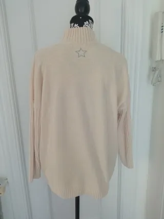 Jersey oversize crema, talla M aterciopelado