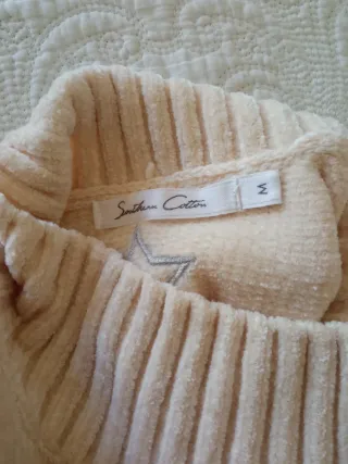 Jersey oversize crema, talla M aterciopelado