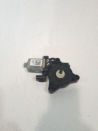 MOTOR ELEVALUNAS DELANTERO IZQUIERDO HYUNDAI BAYON