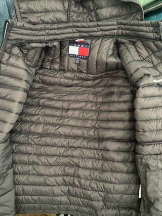 Chaqueta Tommy Hilfiger acolchada (LEO OFERTAS)