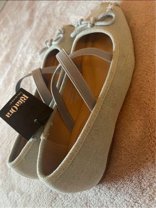 Bailarinas Rita Ora Tejano.