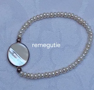 Pulsera Tous perlas y camafeo