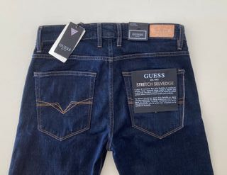 Guess. Pantalón vaquero slim. W31 L34