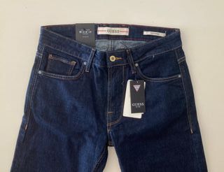 Guess. Pantalón vaquero slim. W31 L34