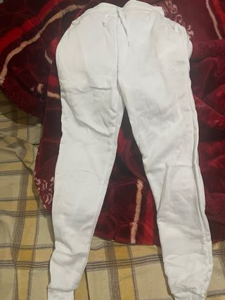 Pantalones blancos