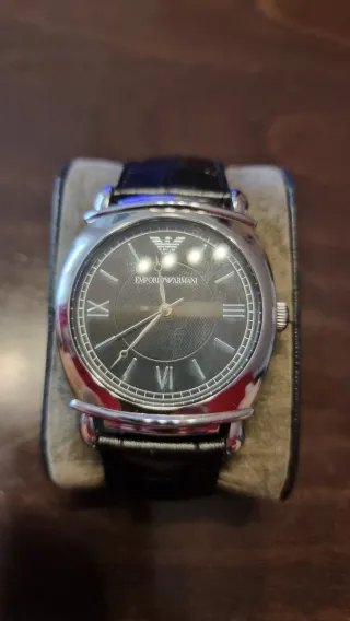 Reloj Emporio Armani Negro y Plateado