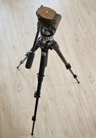 Trípode Manfrotto 190X PROB + Rótula Velbon PH-157