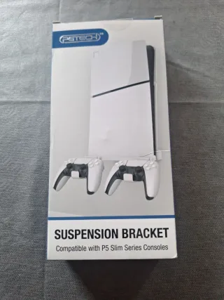 Soporte PS5 Slim + 2 Mandos Pared.