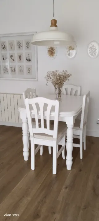 Set tavolo e sedie in legno massello