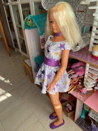 Muñeca XXL tipo Rosaura