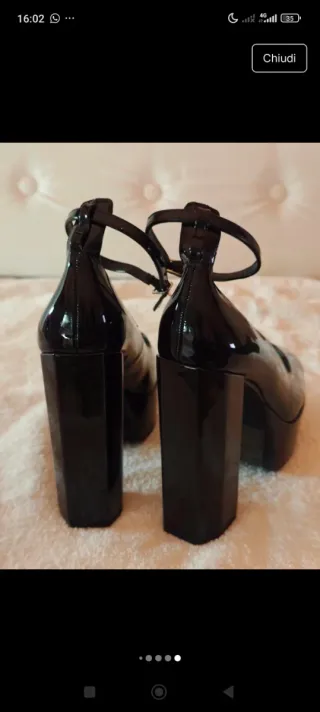 Scarpe con tacco e plateau nero lucido