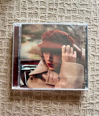 TAYLOR SWIFT: Red (Taylor's Version) - 2 CD