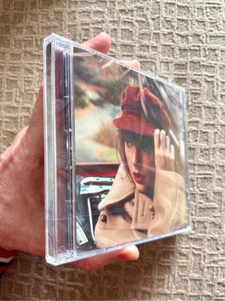 TAYLOR SWIFT: Red (Taylor's Version) - 2 CD