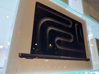 MACBOOK PRO 14" M5  24gb/1TB