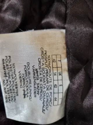 Chaqueta de ante con capucha y pelo