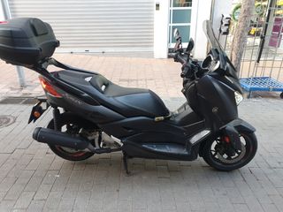 Yamaha Xmax 125 klm 23 mil klt todo al día tiene