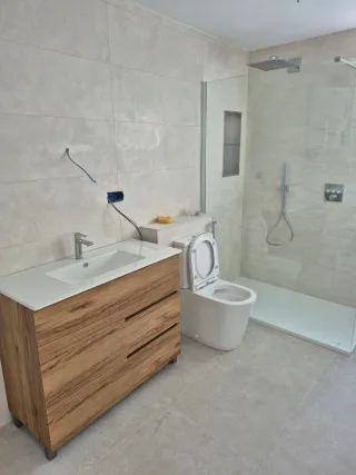 Busco trabajo por la zona de Málaga